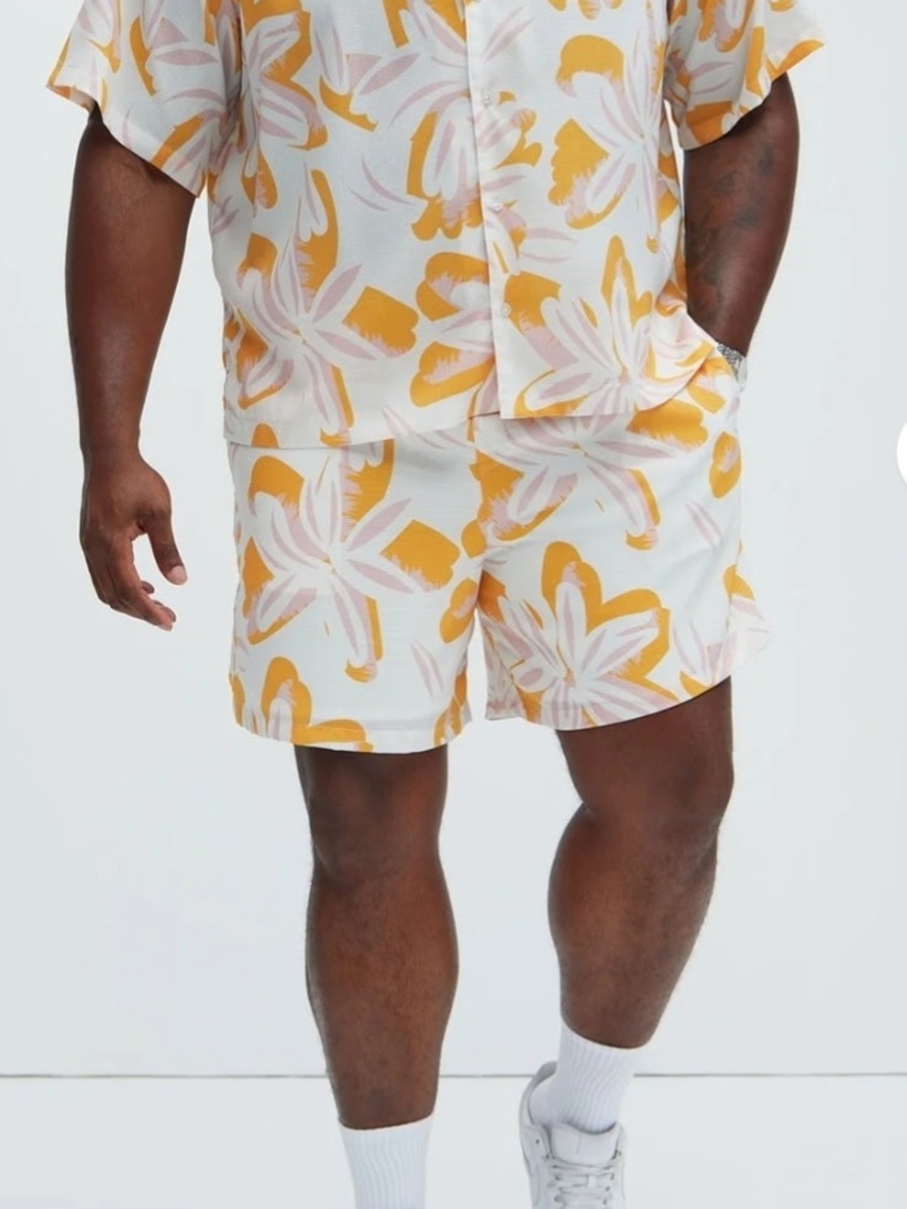 Fashion Nova Yellow Floral Print Men's Swim Board Shorts